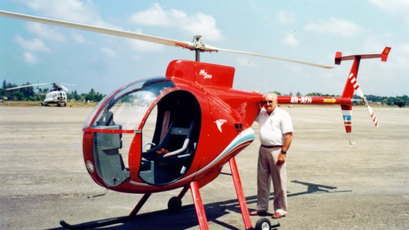 Ray Wijewardene standing beside his home-built helicopter, Sootikka'